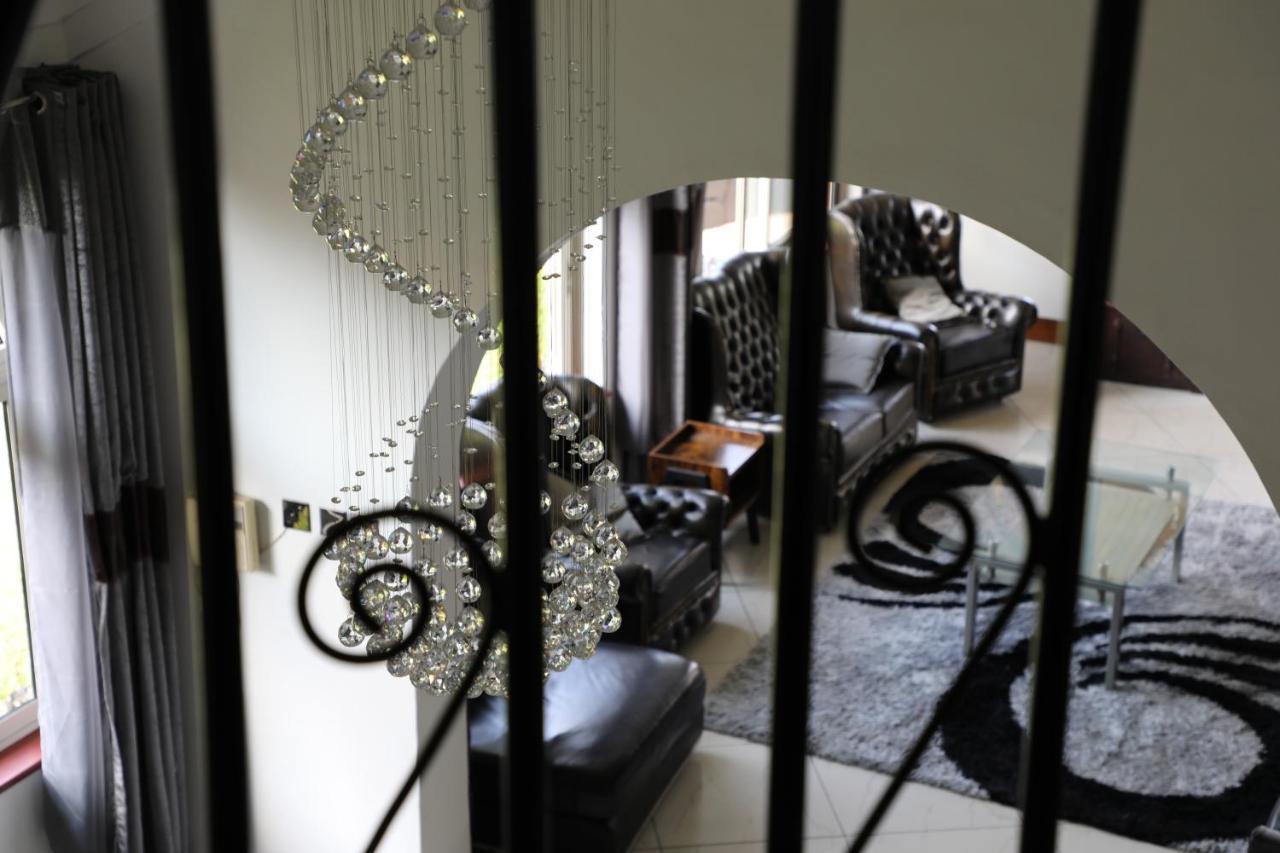Stallion Place - Bed And Breakfast คัมพาลา ภายนอก รูปภาพ